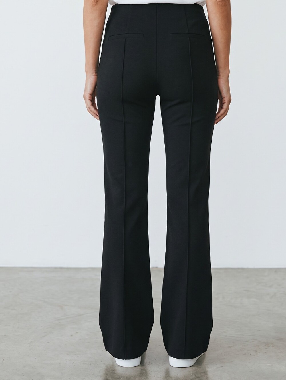SPANX Black Women's Ponte Flared Pants S